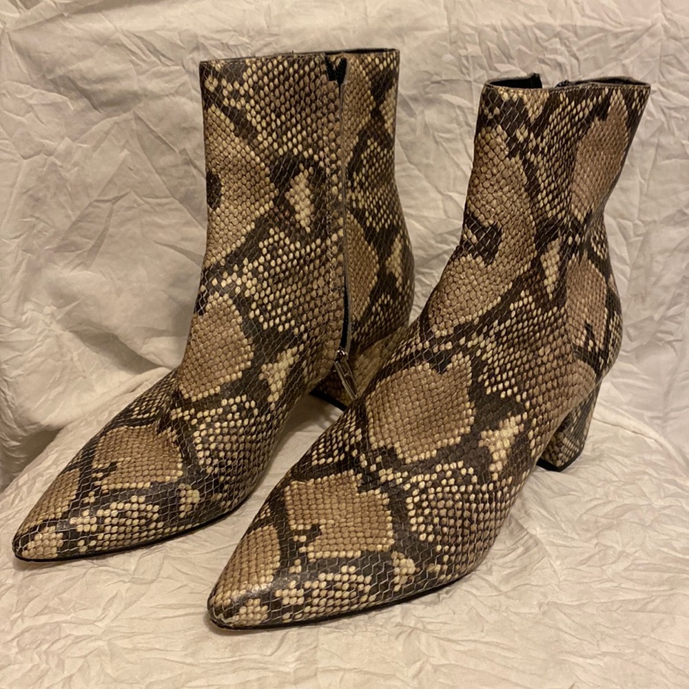 Dolce Vita boot